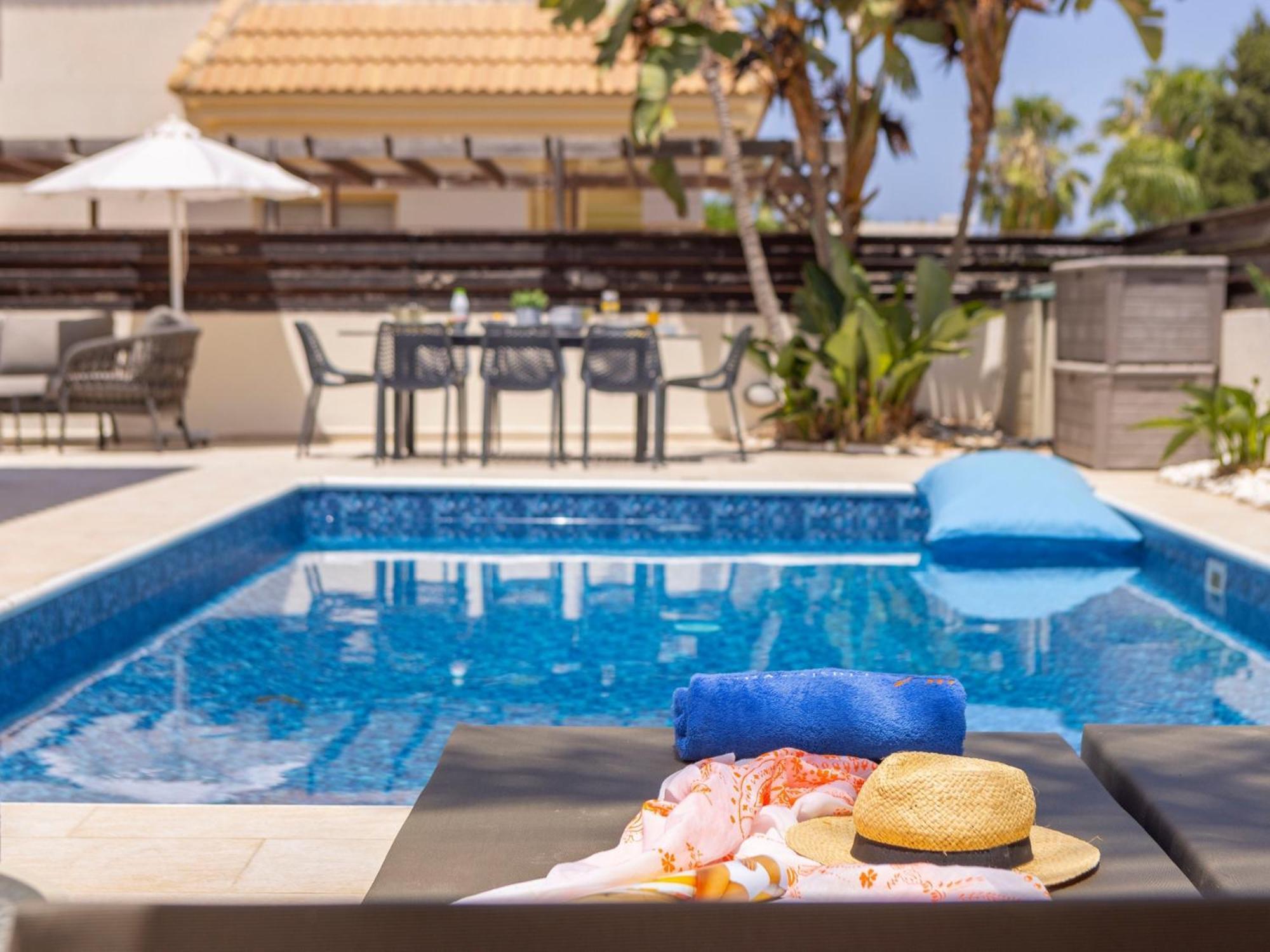 Villa Malama พาราลิมนี ภายนอก รูปภาพ